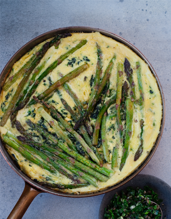 Mad Hungry Recipe: Asparagus and Spinach Frittata 