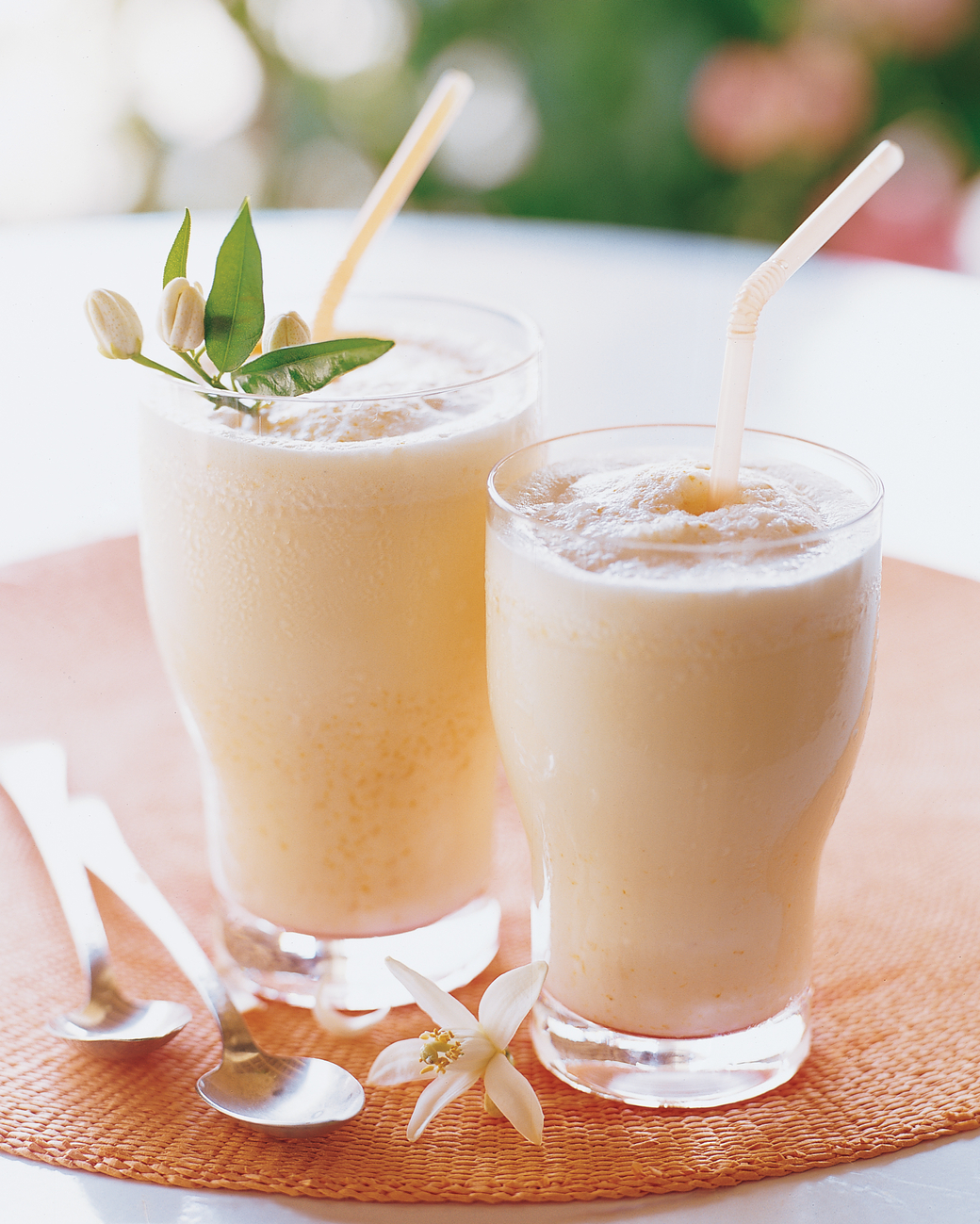 Mad Hungry Recipe: Creamy Orange Shakes