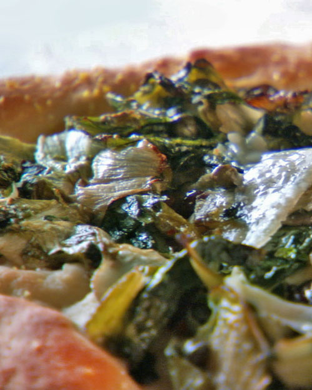 Mad Hungry Recipe: Escarole Pizza