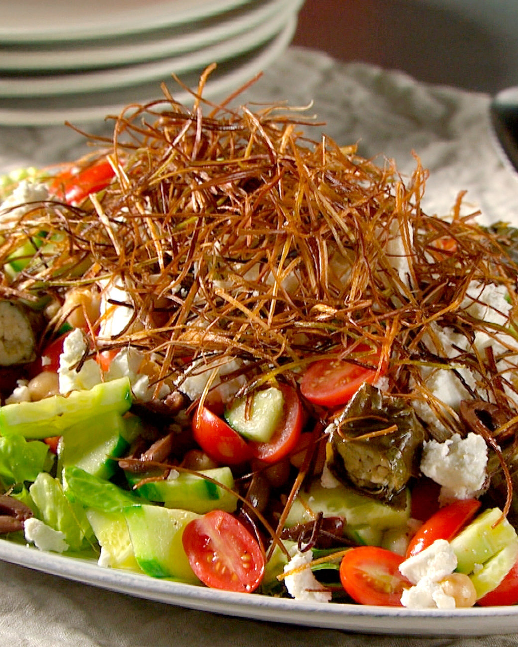 Mad Hungry Recipe: Greek Salad with Fried Leeks