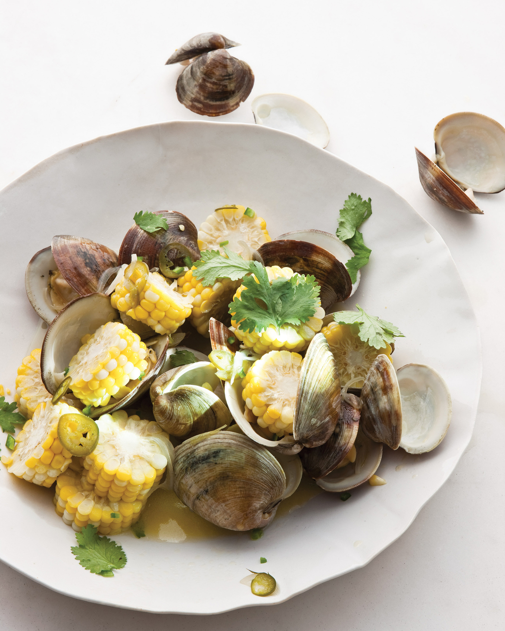 Mad Hungry Recipe: Steamed Clams and Corn