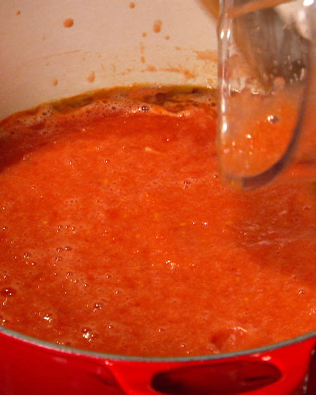 Mad Hungry Recipe: Basic Italian Tomato Sauce