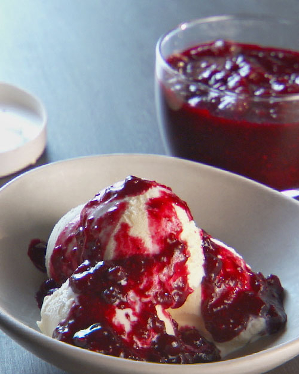 Mad Hungry Recipe: Berry Sauce