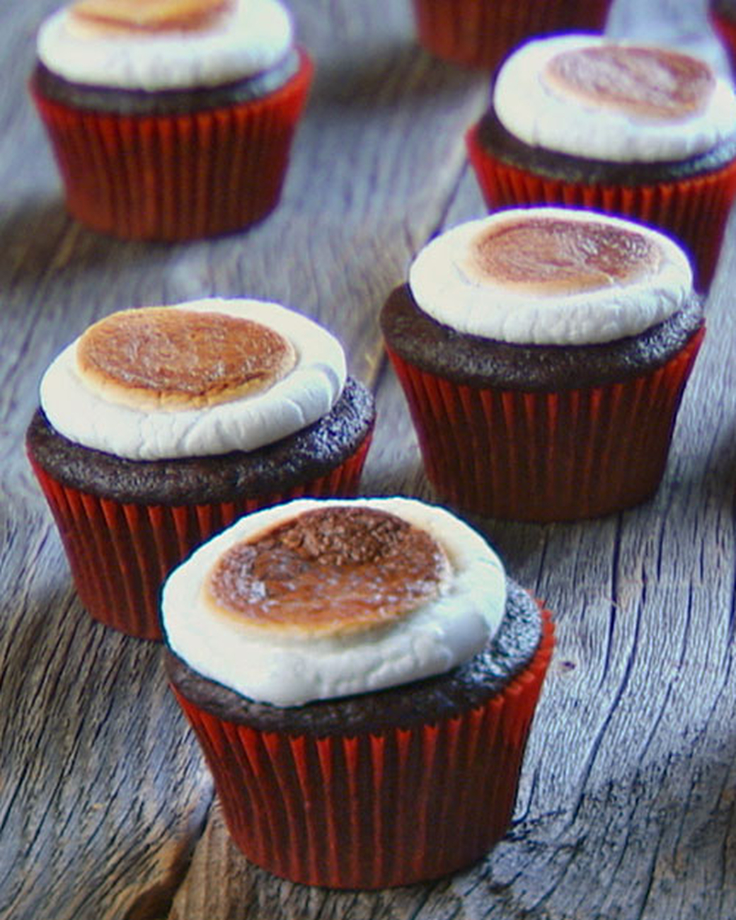Mad Hungry Recipe: Toasted Marshmallow Cupcakes