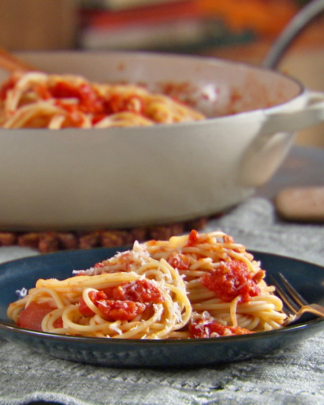 Mad Hungry Recipe: Spaghetti Amatraciana