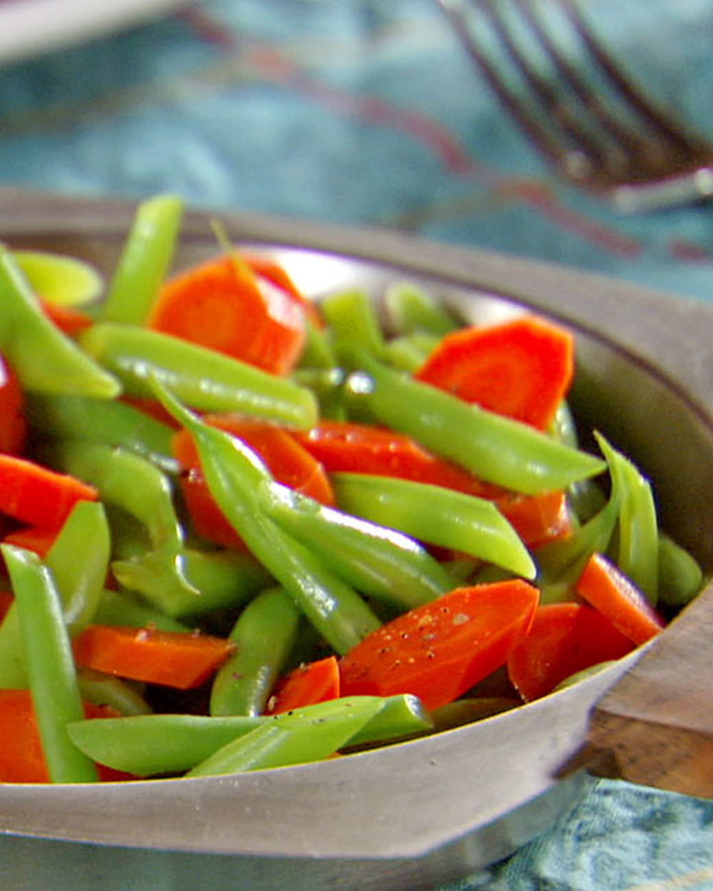 Mad Hungry Recipe: String Bean and Carrot Medley