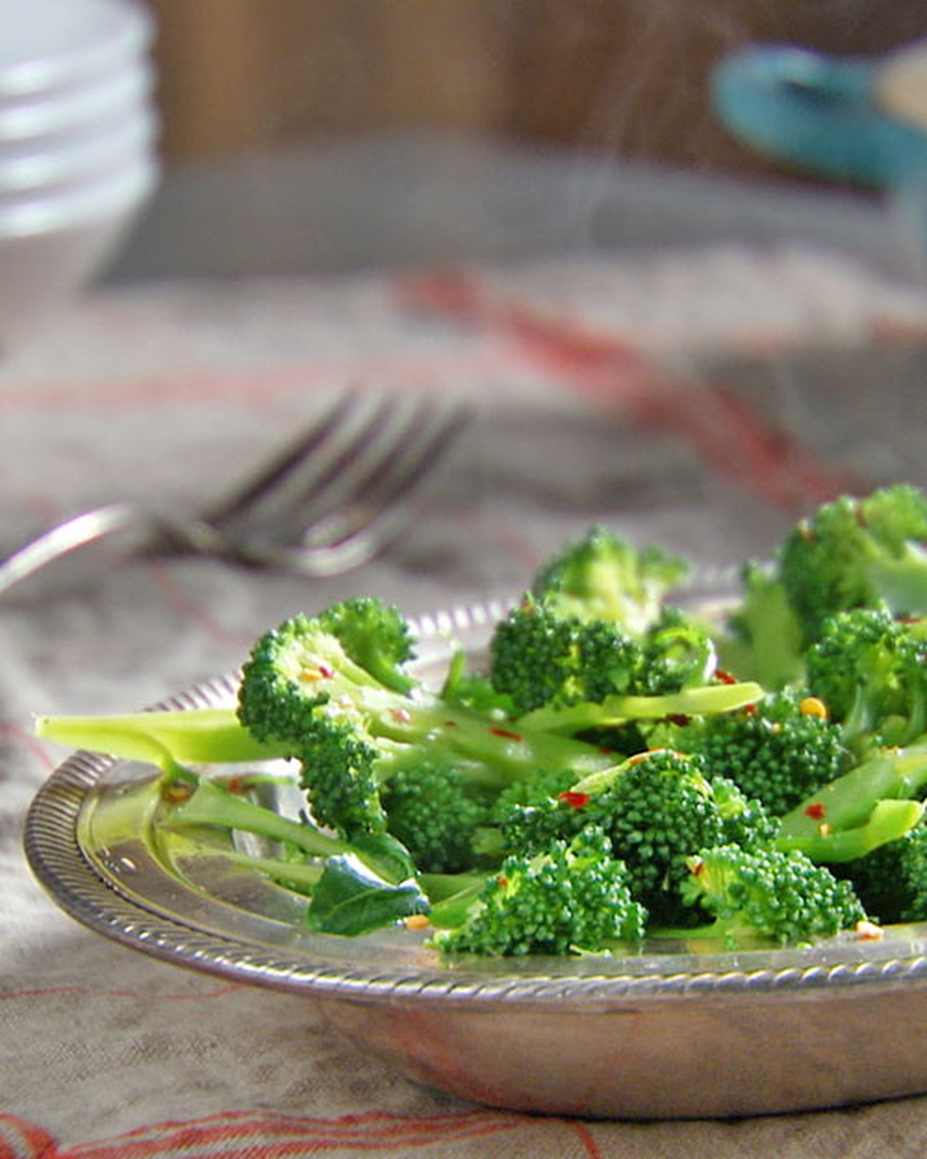 Mad Hungry Recipe: Kris's Shaved and Steamed Broccoli