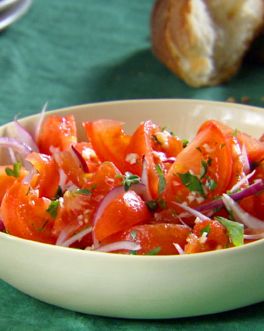 Mad Hungry Recipe: Pomodoro Salad
