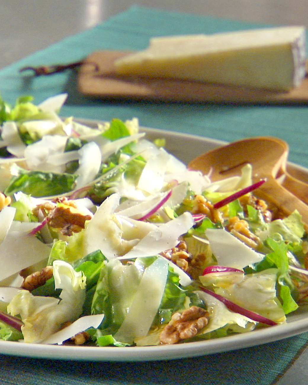 Mad Hungry Recipe: Escarole Salad