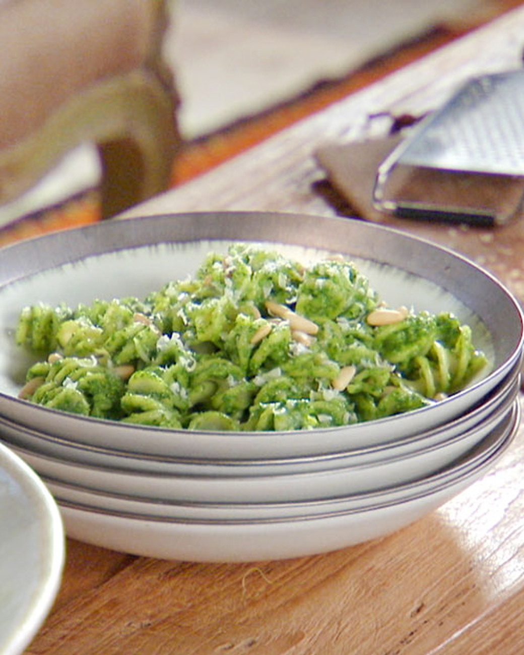 Mad Hungry Recipe: Spinach Pesto Fusilli