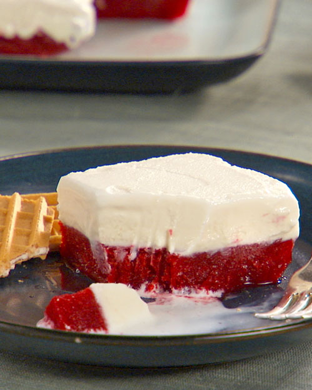 Mad Hungry Recipe: Strawberry-Vanilla Ice Cream Cake
