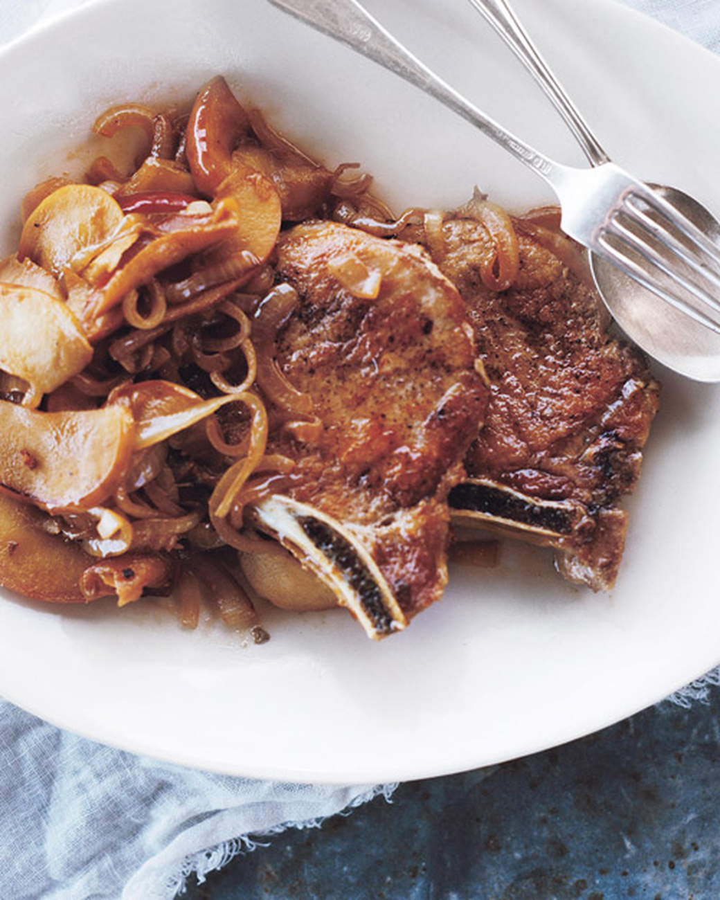Mad Hungry Recipe: Pork Chops with Apples and Onions