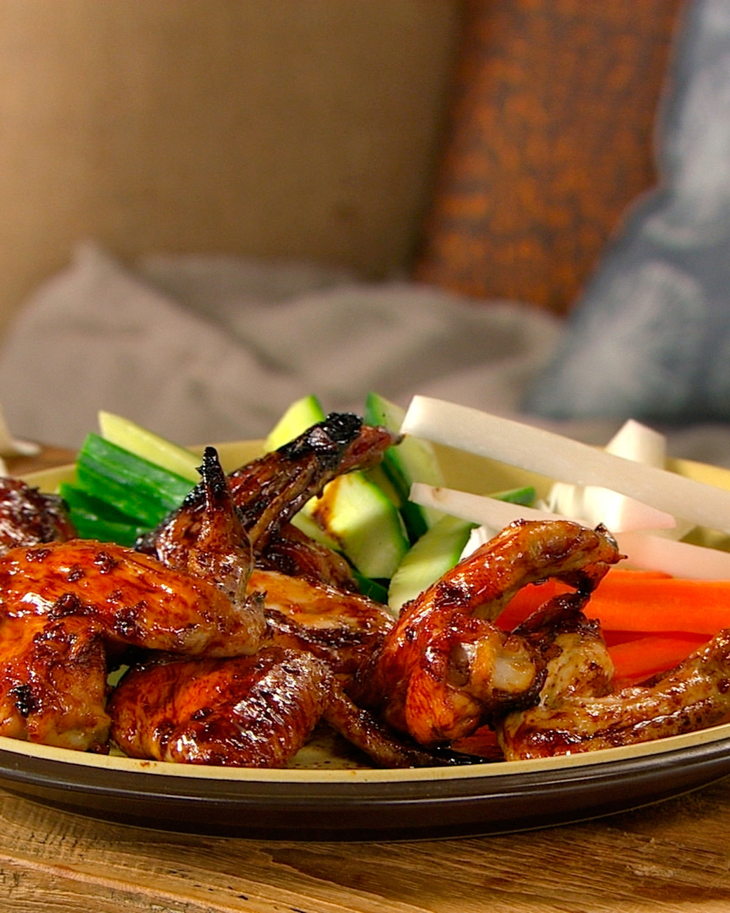 Mad Hungry Recipe: Teriyaki-Glazed Wings
